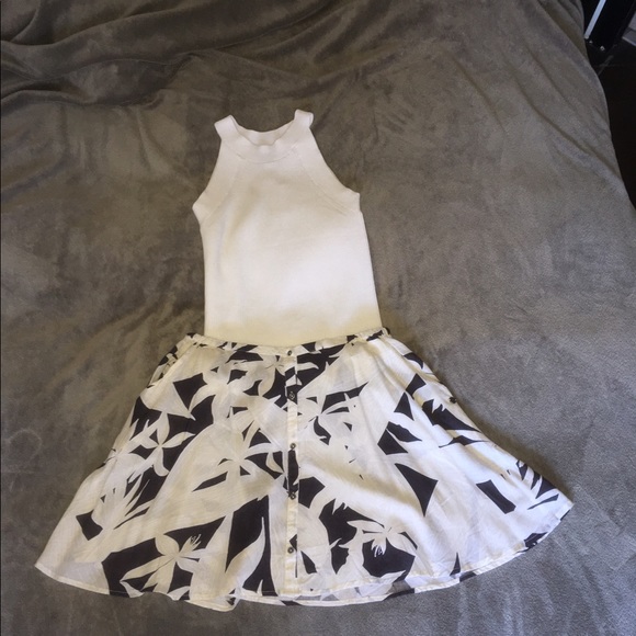 Roxy Cosmia - Picture 7 of 7